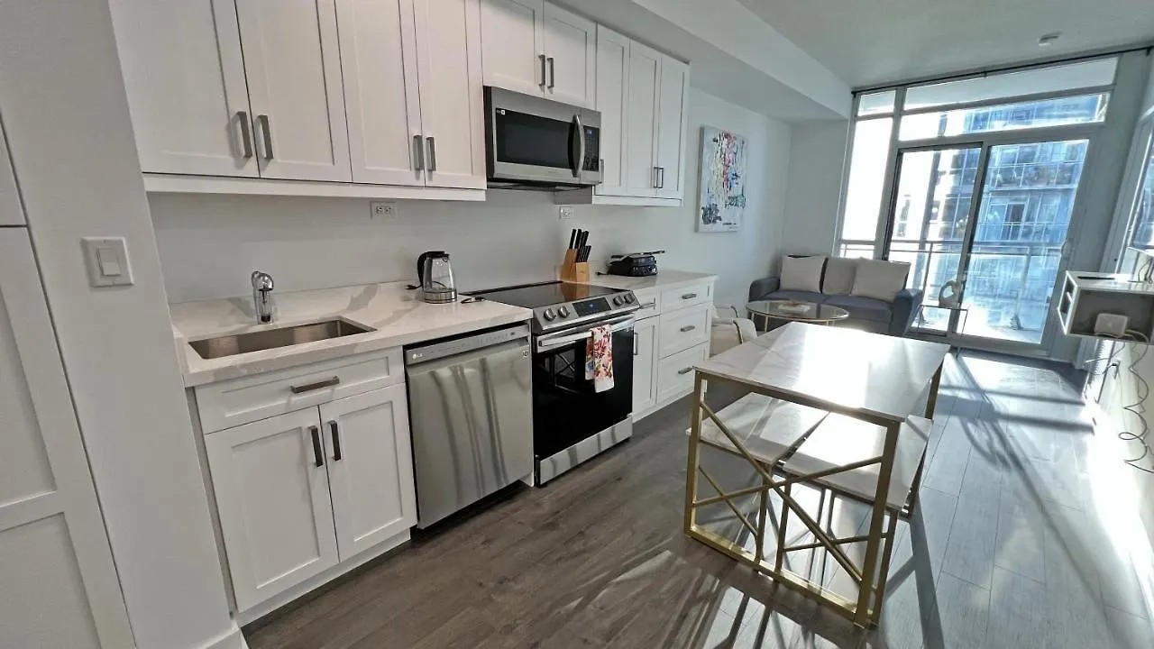 Stunning Luxurious Lakeview Condo By Cn Tower Toronto 0*,